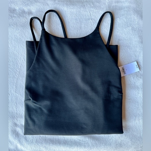 NWT Banana Republic Factory Asymmetric Bank Tank - Picture 2 of 7